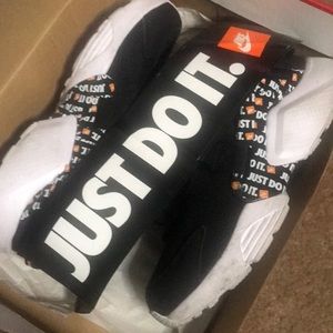 Women’s air hurrache city low, Nike